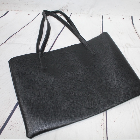 Black Leather Vince Camuto Luck Tote - Picture 4 of 6